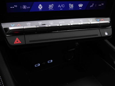 Renault Austral 1.6 E-Tech Full Hybrid 200 EDC TECHNO