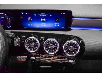 Mercedes-Benz A 200 AMG LINE