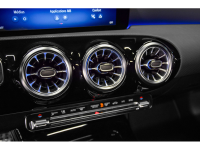 Mercedes-Benz A 200 AMG LINE