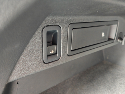 Volkswagen Tiguan 2.0 TDI DSG 4MOTION CARPLAY GPS LED