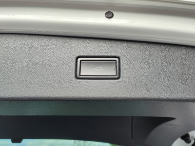 Volkswagen Tiguan 2.0 TDI DSG 4MOTION CARPLAY GPS LED