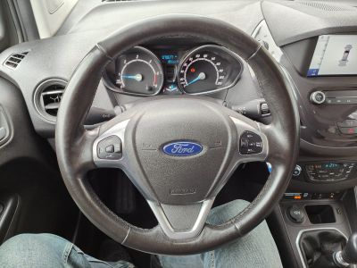 Ford Tourneo Connect 1.5 TDCI GPS CARPLAY CAMERA SIEGES CHAUFFANTS