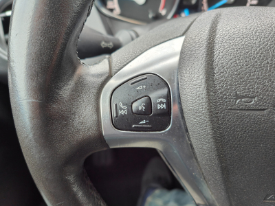 Ford Tourneo Connect 1.5 TDCI GPS CARPLAY CAMERA SIEGES CHAUFFANTS