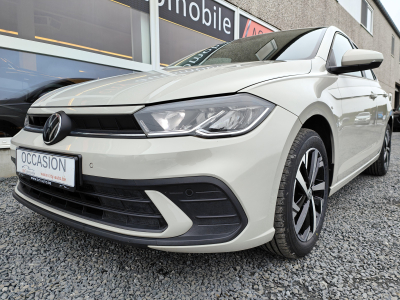 Volkswagen Polo 1.0 TSI CARPLAY RADAR AV + ARR CLIM BLUETOOTH LED
