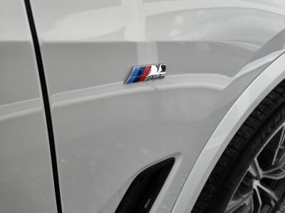 BMW X5 X5 XDRIVE45e PACK M PLUG-IN CARPLAY SUSPENSION PNEU