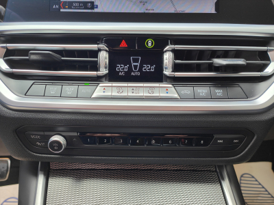 BMW 318 318iA PACK M CARPLAY GPS CUIR/ALCANTARA