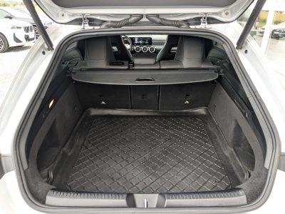 Mercedes-Benz CLA 180 CLA 180d PACK AMG GPS LED PACK LIGHT