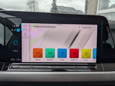Volkswagen Golf 2.0 TDI CARPLAY GPS LED LUMIERE AMBIANCE