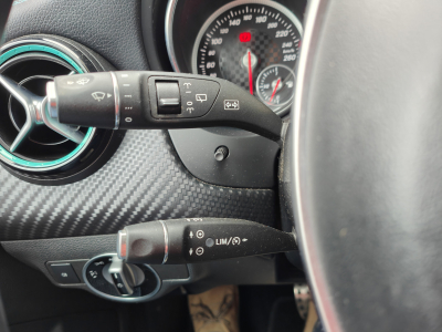 Mercedes-Benz A 200 A 200d 7G-DCT PACK AMG GPS TOIT OUVRANT BLUETOOTH CAMERA