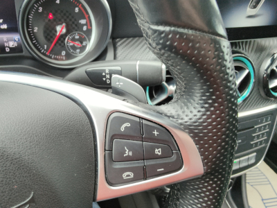 Mercedes-Benz A 200 A 200d 7G-DCT PACK AMG GPS TOIT OUVRANT BLUETOOTH CAMERA