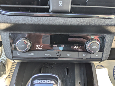 Skoda Kamiq 1.0 TSI DSG CARPLAY VIRTUAL GPS LED SIEGES CHAUFF