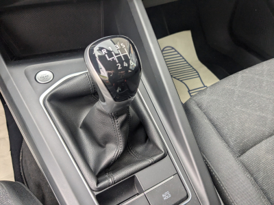 Volkswagen Golf 2.0 TDI CARPLAY GPS LED APS AV/ARR