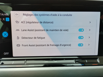 Volkswagen Golf 1.5 TSI DSG CARPLAY GPS LED APS AV/ARR