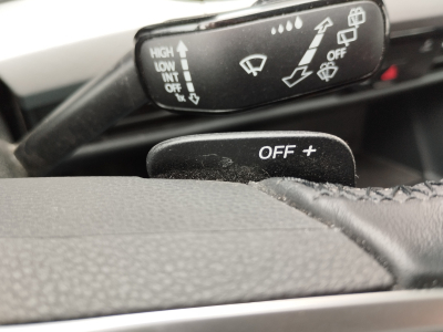 Volkswagen Golf 1.5 TSI DSG CARPLAY GPS LED APS AV/ARR