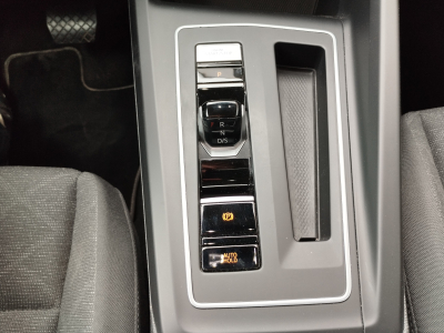 Volkswagen Golf 1.5 TSI DSG CARPLAY GPS LED APS AV/ARR