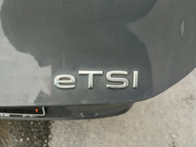 Volkswagen Golf 1.5 TSI DSG CARPLAY GPS LED APS AV/ARR