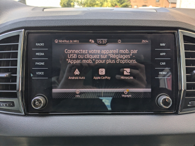 Skoda Karoq 1.6 TDI DSG CARPLAY GPS SIEGES SPORT CAMERA