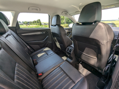 Skoda Karoq 1.6 TDI DSG CARPLAY GPS SIEGES SPORT CAMERA