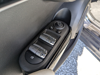 MINI Cooper 1.5 CARPLAY TOIT PANO OUV GPS LED SIEGES SPORT