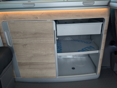 Volkswagen T6.1 California 2.0 TDI DSG 4MOTION CARPLAY DOUCHE CUISINE 2 COUCHETTES