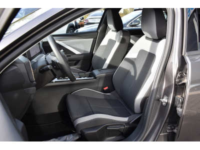 Opel Astra 1.5 Turbo D Edition Auto.