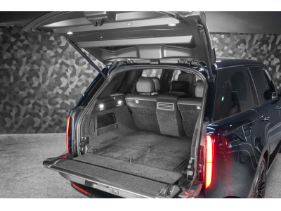 Land-Rover Range Rover SV P530 4.4 V8 LWB