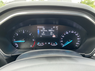 Ford Focus 1,5d EcoBlue 120cv Titanium Pack Head Up & B&O AHK