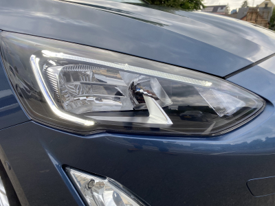 Ford Focus 1,5d EcoBlue 120cv Titanium Pack Head Up & B&O AHK