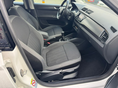 Skoda Fabia SKODA FABIA Combi Style LED Bluetooth KeylessGo