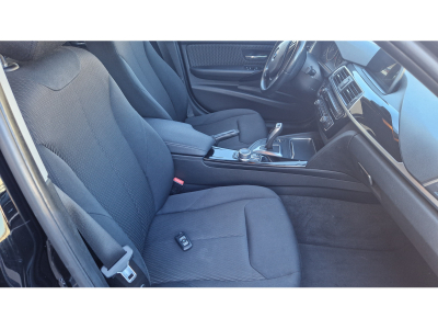 BMW 318 dA Touring 150 CV AM2018