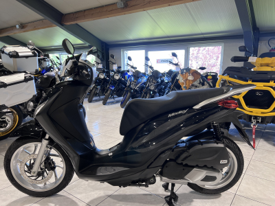 Piaggio Medley 125 