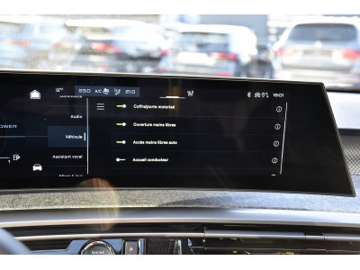 Peugeot 5008 Hybrid 145 GT e-DSC6