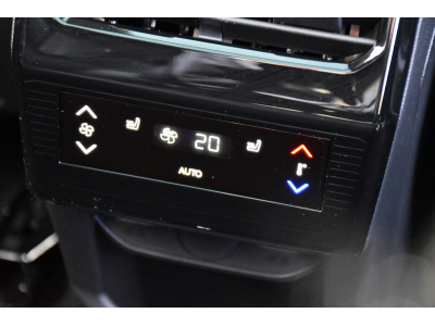 Peugeot 5008 Hybrid 145 GT e-DSC6