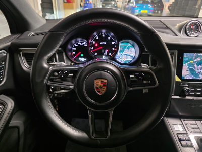Porsche Macan GTS PACK CHRONO BOSE PANO LED CUIR NAVI 1 HAND FULL SERVICE PORSCHE