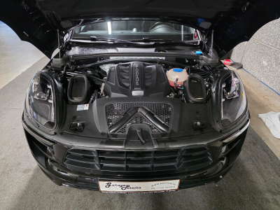 Porsche Macan GTS PACK CHRONO BOSE PANO LED CUIR NAVI 1 HAND FULL SERVICE PORSCHE