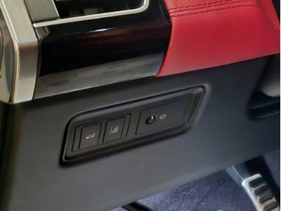 Land-Rover Range Rover Sport 5.0 V8 SUPERCHARGED AUTOBIOGRAPHY MERIDIAN HEAD UP PANO CUIR NAVI