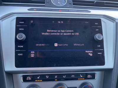 Volkswagen Passat Variant 2.0Tdi Comfortline Apple CarPlay Navi AHK Digital Cockpit ACC