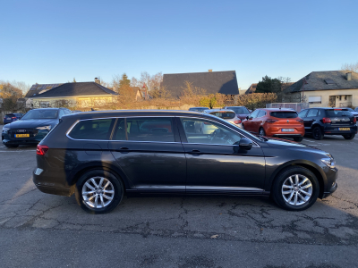 Volkswagen Passat Variant 2.0Tdi Comfortline Apple CarPlay Navi AHK Digital Cockpit ACC