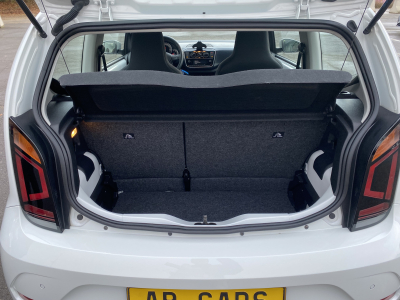 Volkswagen up! 1.0i Kamera PDC Klima