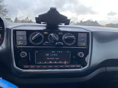 Volkswagen up! 1.0i Kamera PDC Klima