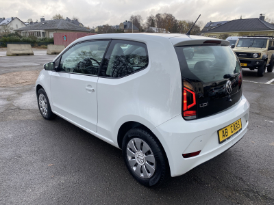 Volkswagen up! 1.0i Kamera PDC Klima