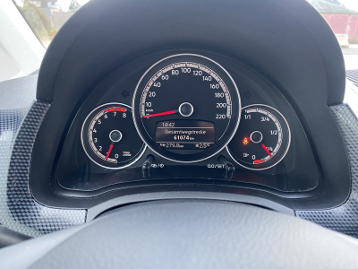 Volkswagen up! 1.0i Kamera PDC Klima