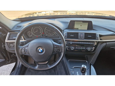 BMW 318 dA Touring 150 CV AM2018