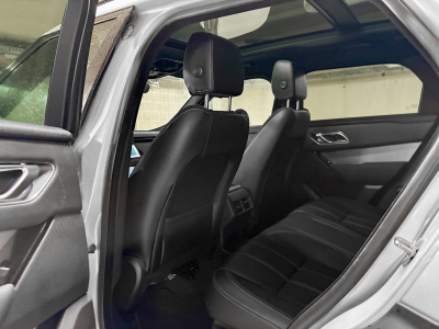 Land-Rover Range Rover Velar D300 SE R-DYNAMIC /ACC/PANORAMA/AHK/MERIDIAN