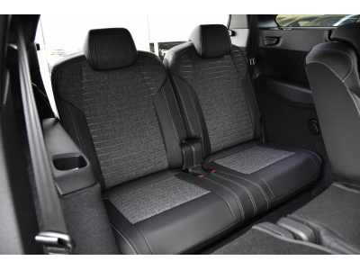 Peugeot 5008 Hybrid 145 Allure e-DSC6