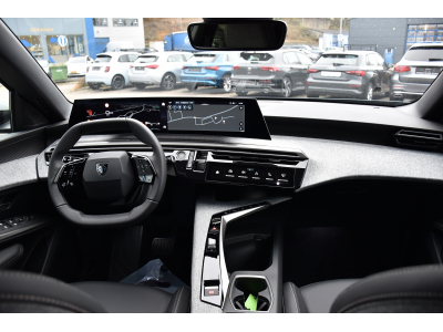 Peugeot 5008 Hybrid 145 Allure e-DSC6