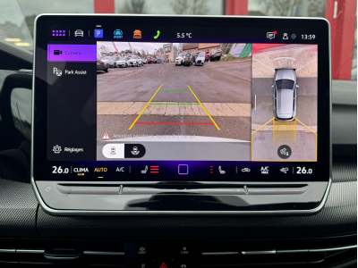 Volkswagen Golf GTI 8.5 2.0 TSI 300 CLUBSPORT HARMAN KARDON HEAD UP PANO CUIR NAVI