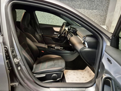 Mercedes-Benz A 180 AMG LINE CUIR NAVI 1 HAND