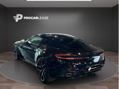 Aston Martin DB12 COUPE/V8/BLACK ON BLACK/ B&W/360°/SEAT VENT/