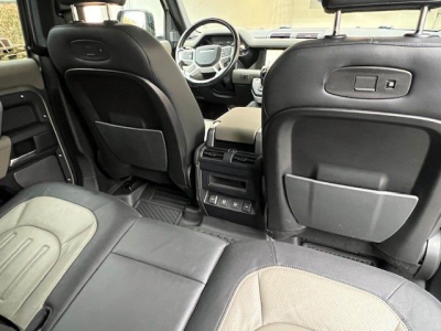 Land-Rover Defender D200 X-Dynamic 110 - 1Hand